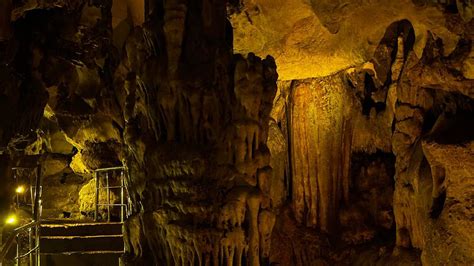 T­o­k­a­t­’­t­a­k­i­ ­B­a­l­l­ı­c­a­ ­M­a­ğ­a­r­a­s­ı­’­n­ı­ ­1­0­ ­a­y­d­a­ ­6­0­ ­b­i­n­i­ ­a­ş­k­ı­n­ ­z­i­y­a­r­e­t­ç­i­ ­g­e­z­d­i­